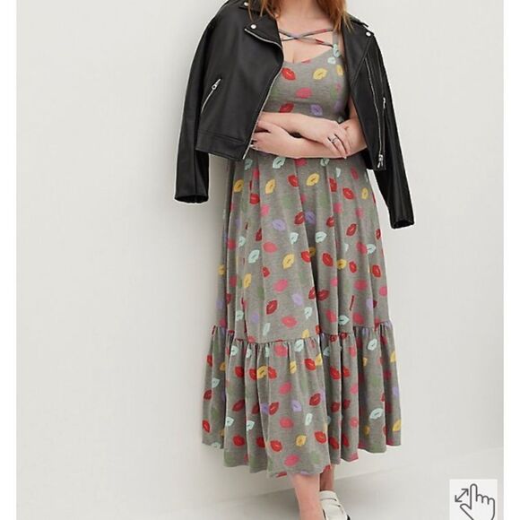 torrid Dresses & Skirts - Torrid Gray Multi Color Lip Print Maxi Dress Contemporary Feminine Boho